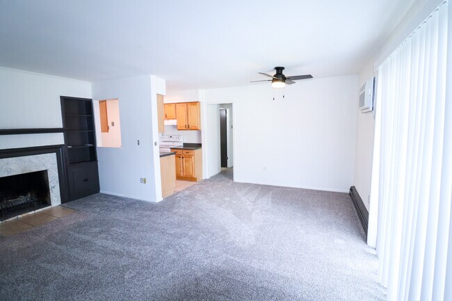 Photo - 1824 Mears Ave
