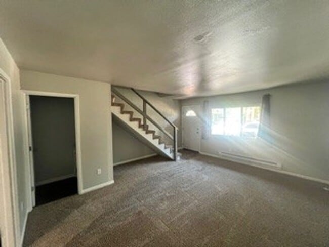 Photo - 768 Tallac Ave