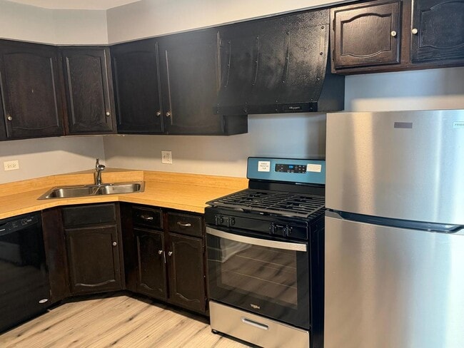 Photo - 157 S Gregory St Unidad 14