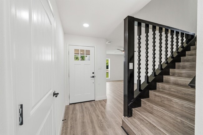 Photo - 10406 Broadstairs St
