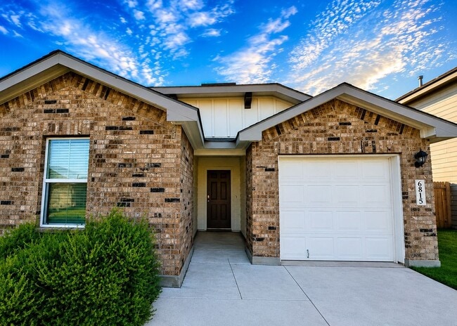 Building Photo - 2023-BUILT ONE STORY, 3 BEDROOM, 2 BATH