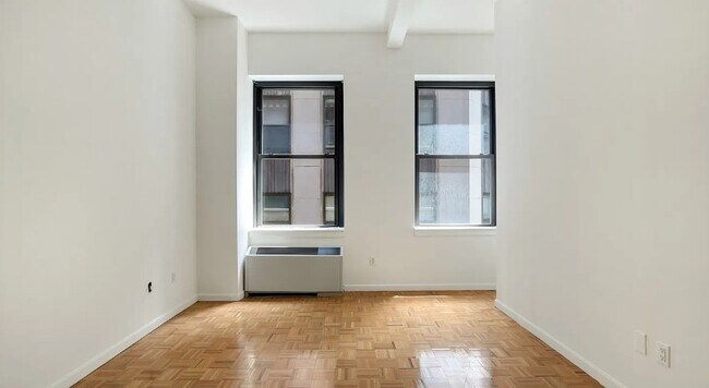 Photo - 80 John St Unidad 2H