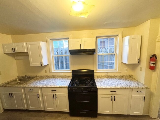 Photo - 3 Bedroom Semi-Detached Home