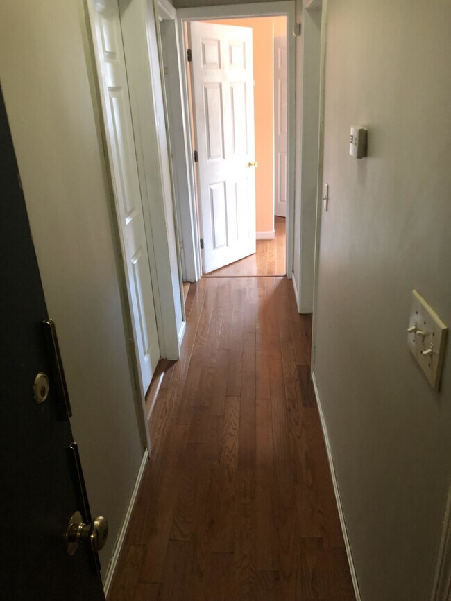826 Huntington Ave Unit 3