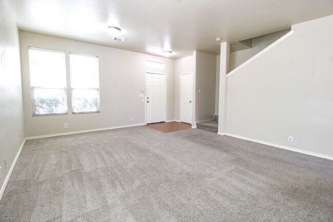 Photo - 10216 Lateleaf Oak