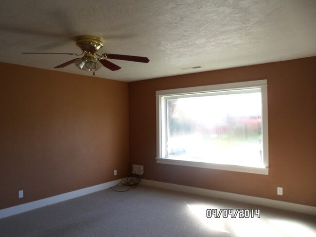 Photo - 123 NW 9th St