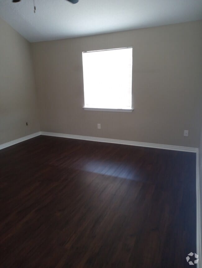 Building Photo - 1428 Hickory Ave Rental