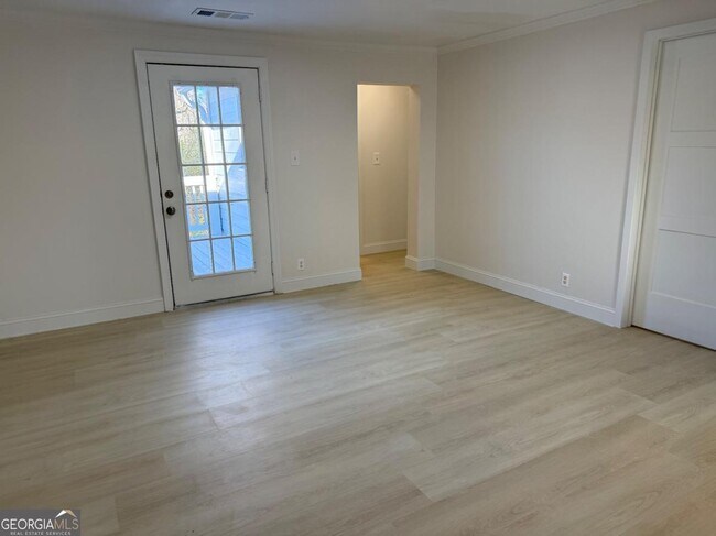 Photo - 3915 Dahlonega Hwy