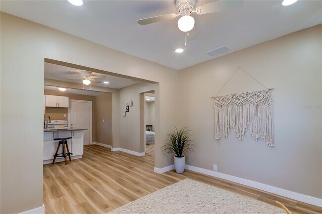 Photo - 1800 12th Ave S