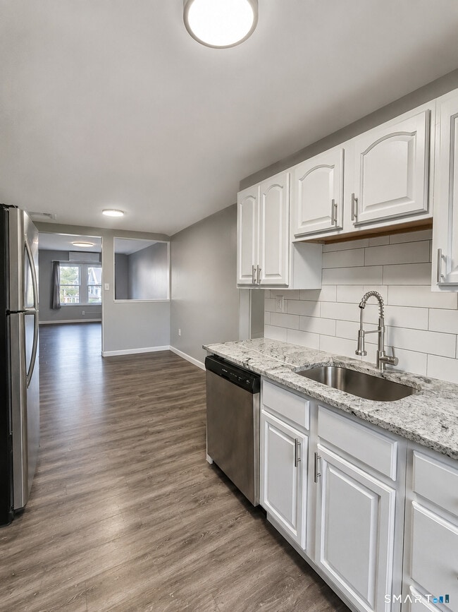 158 Chapel St Unit 3