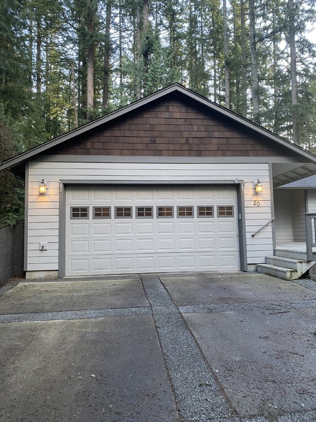 Photo - Spacious 4-Bedroom, 2.5 Bath in Quiet Sudd...