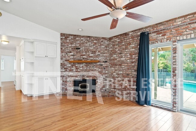 Photo - 3065 Cerro Cir