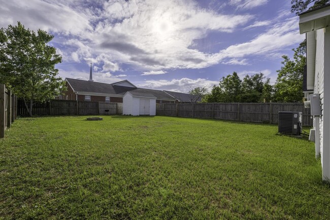 Photo - 3BR Home Near N. Marine Blvd with Fenced Backyard
