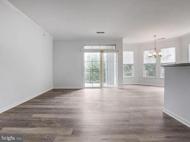 Photo - 1301 Karen Blvd Unit 401