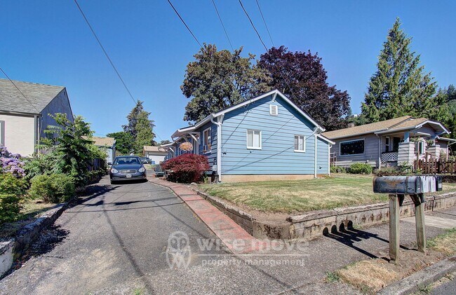 Photo - NW Greeley Duplex Unit 805 NW Greeley