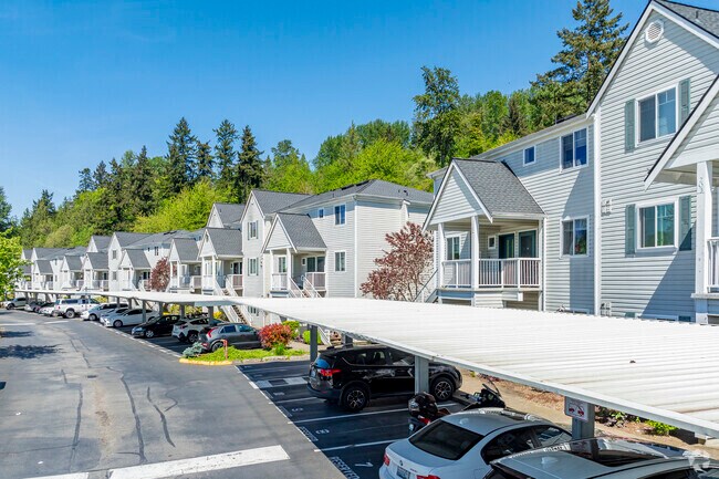 Photo - Emerald Pointe Condominium