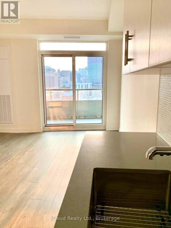 Photo - 212 King William St Unit 1116
