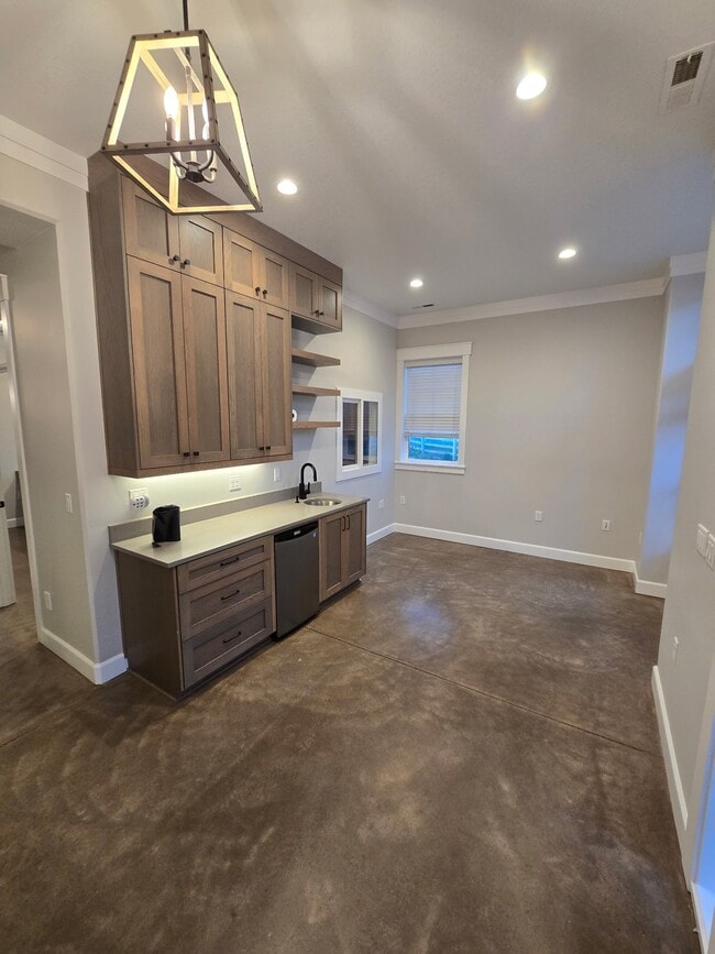 Photo - 3024 Brush College Rd NW