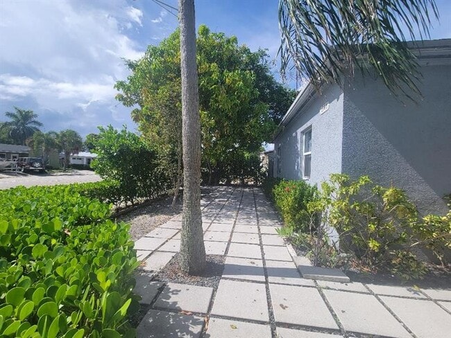 Photo - 1345 NE 15th Ave