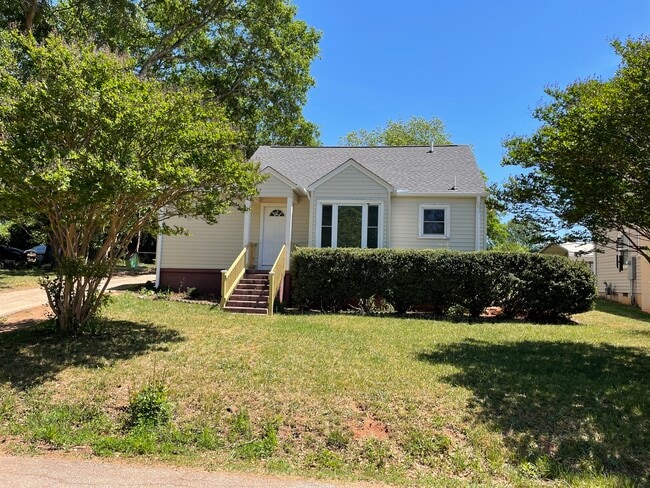 Building Photo - 205 N Beacon St