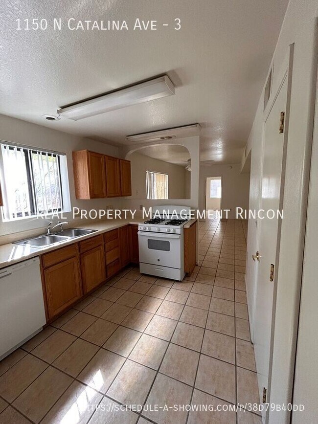 Photo - 1150 N Catalina Ave Unidad 3