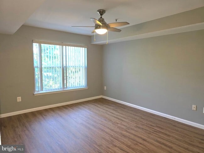 Photo - 13800 Farnsworth Ln Unit 5204