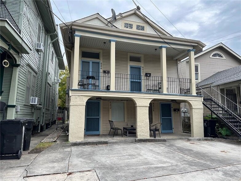 Photo - 844 Roosevelt Pl