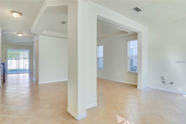 Photo - 5029 Southlawn Ave