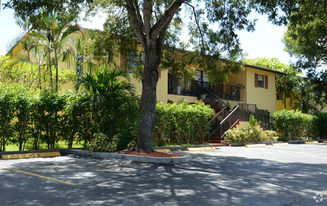 Photo - Villa Garcez Condominium Apartments