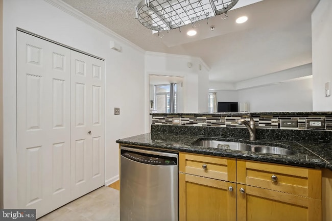 Photo - 3101 N Hampton Dr Unit 915