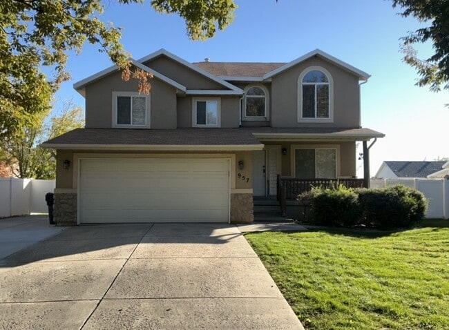 Building Photo - 957 W 1200 S