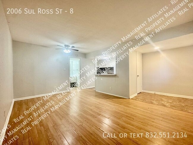 Photo - 2006 Sul Ross St Unit 8