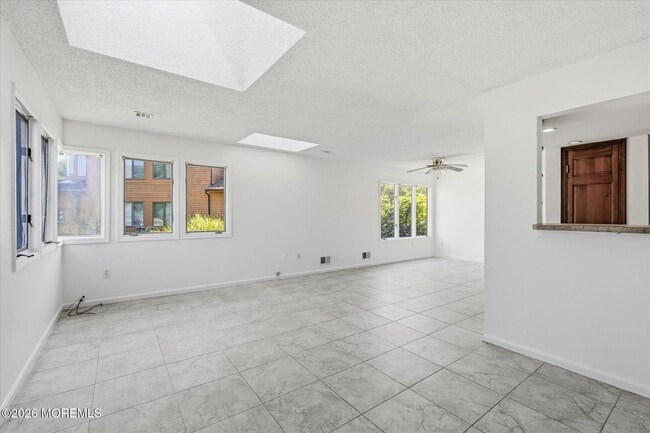 Photo - 85 Brandywine Ct Unit 295