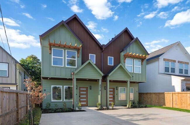 Photo - 8018 Attwater St