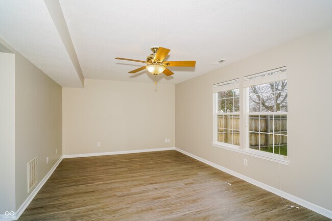 Photo - 1991 Calvert Cir