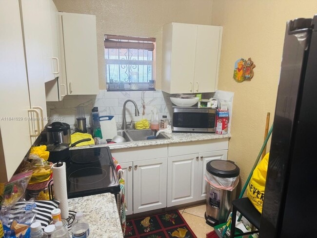 Building Photo - 861 NW 112th St Rental