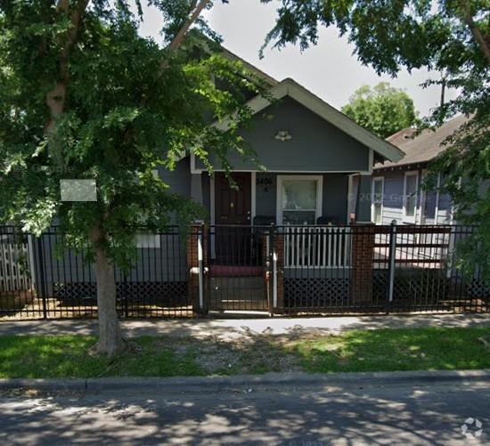Building Photo - 3406 Drew St Rental
