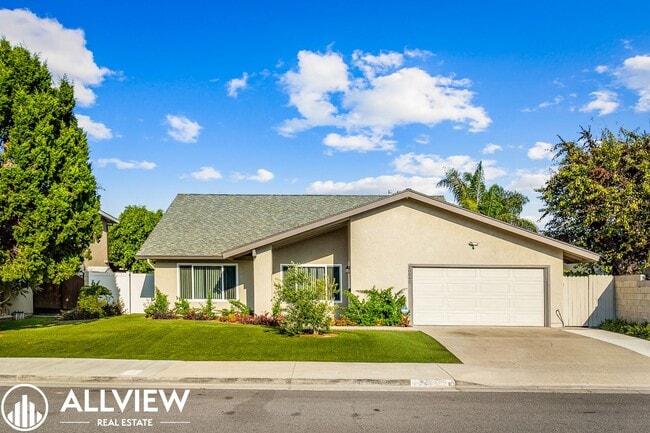 Welcome to this stunning 5-bedroom, 4-bath... - Welcome to this stunning 5-bedroom, 4-bath... House