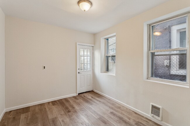 Photo - 2556 N Jessup St Unidad 1