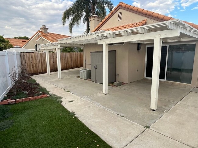 Photo - 28098 Lemonwood Dr