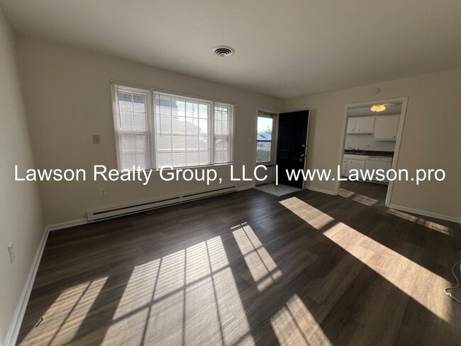 Photo - Moran 623-625 Unit Moran 625