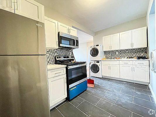 Building Photo - 3 bedroom in BRONX NY 10457 Unit 2A Rental