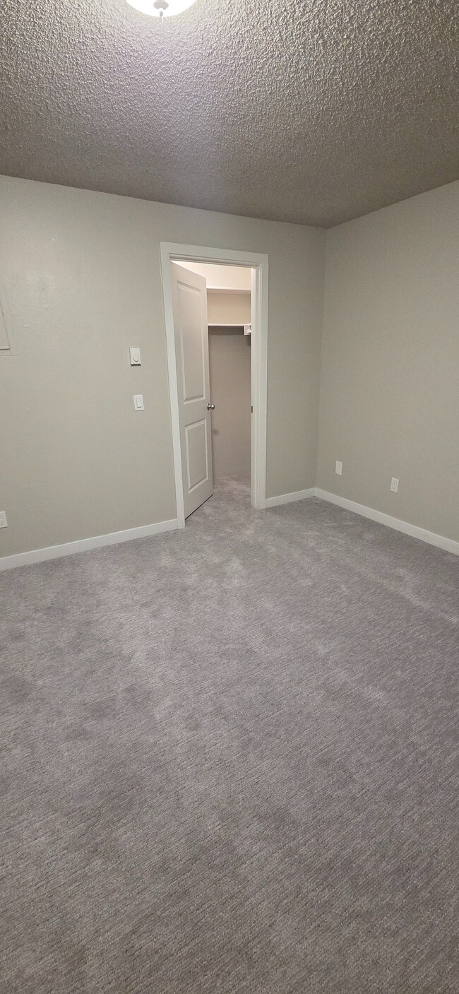 Edge North Apartments - The Edge North