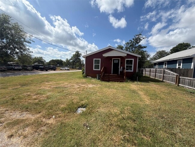 Photo - 1209 Pine St
