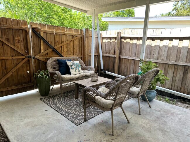 Photo - 9372 88th Way N House