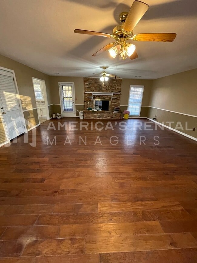 Photo - Great Home for Rent in Tuscaloosa, AL! AVAILABLE TO VIEW WITH 48HR NOTICE!!!