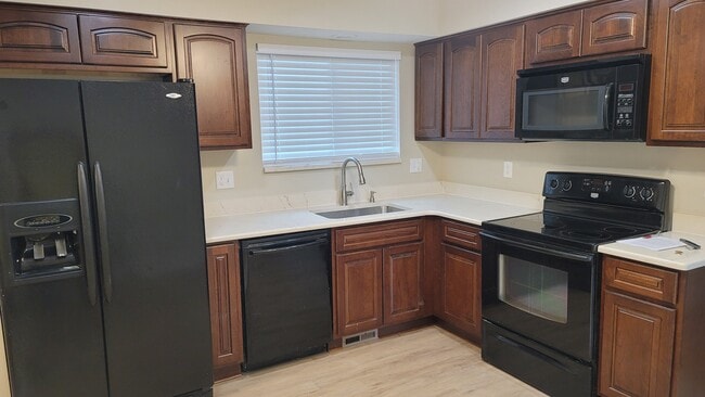 Photo - 1730 Sheffield Dr