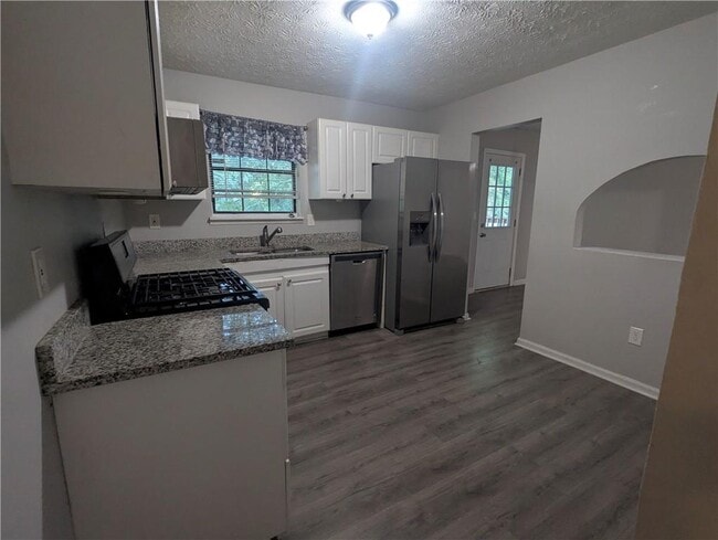 2153 Cherokee Valley Cir