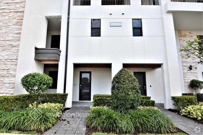 Building Photo - 10449 NW 82nd St Rental