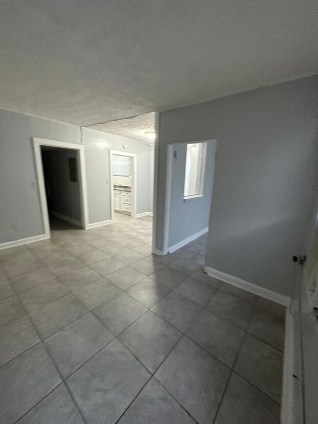 Photo - 1923-1925 Ella St Unit 1923 Ella St